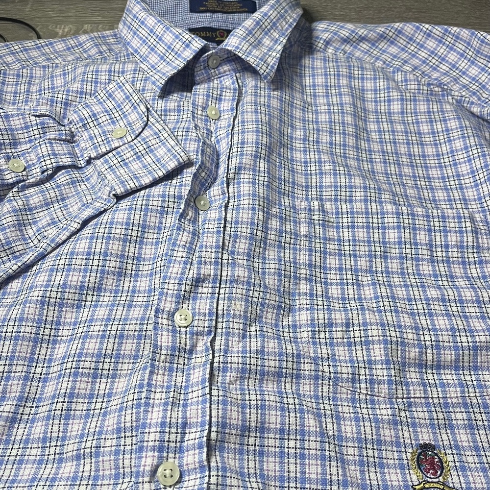 Tommy Hilfiger Dress Shirt Men’s‎ Size XL Blue/Pink Striped Pocket Button Front